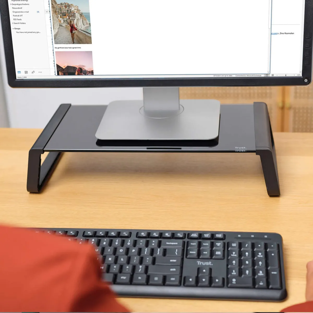 TRUST Stand Monitor Notebook Black vidrio templado