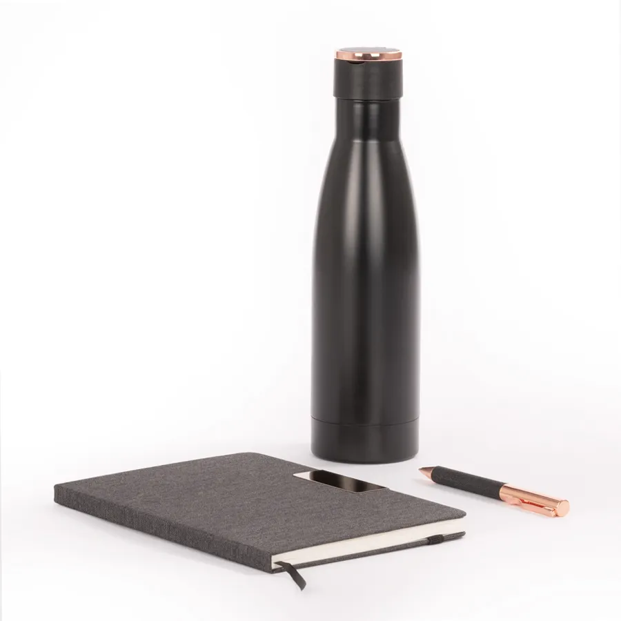 Set de Regalo "EPIC" negro con detalles encobrizados.